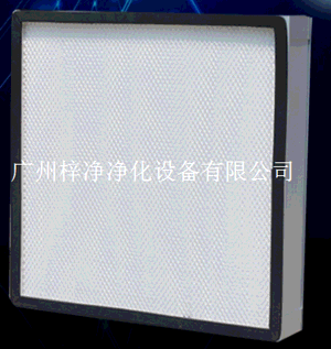 汽車高效空氣過濾器的主要作用是過濾掉經(jīng)過空調(diào)通風(fēng)系統(tǒng)的空氣中的各種微粒及有...氣體。說形象點,它就像是車子呼吸的“肺”,給車廂內(nèi)輸送空氣。